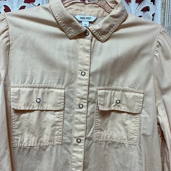 Nine West Button Down Shirt Size: Medium - Picture 2 of 5
